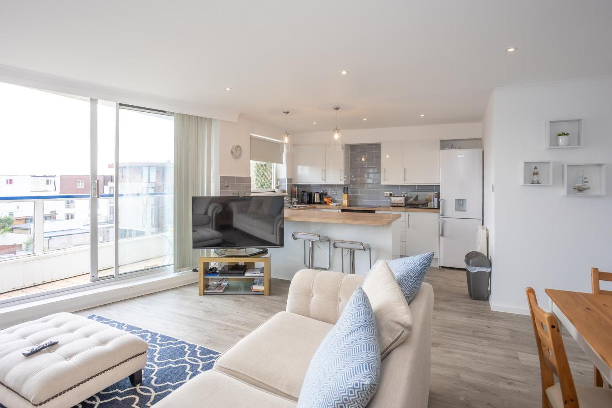 Appartement Stunning 2 Bed & 2 Bath, Seaview, Pets Welcome! *